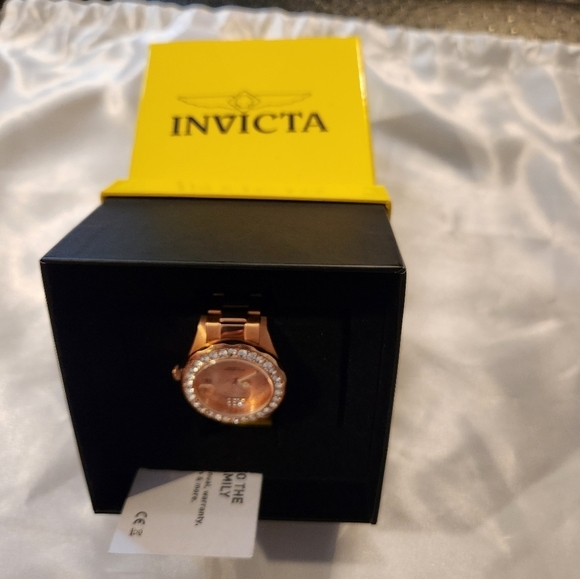 Invicta Women\'s Pro Diver‎ Crystal Accented 18k Ion-plated Stainless Steel Watch main image 6